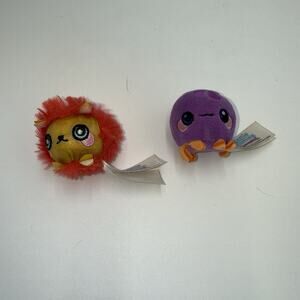 Lot 2 Eenie Teenies Squeezamals Mini Plush Lion & Octopus 2”